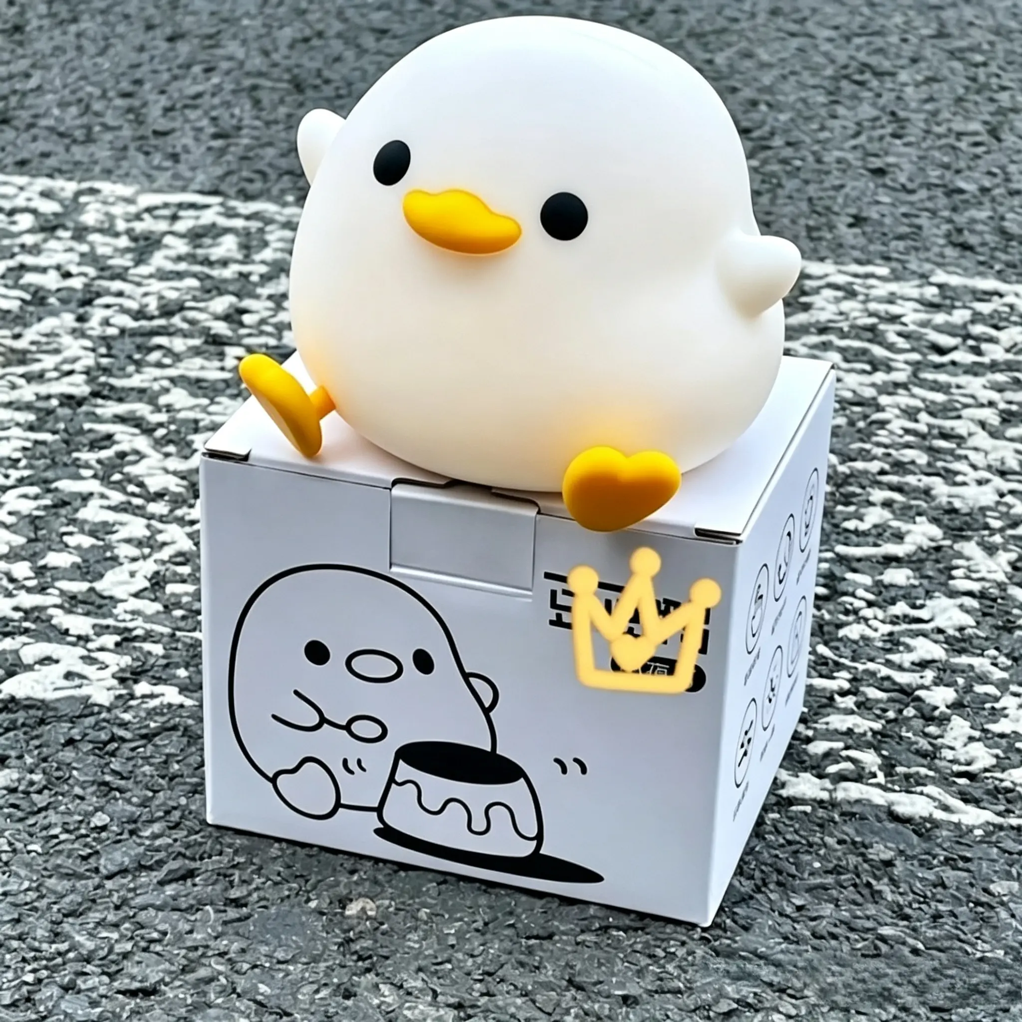 Cute Duck Silicone Night Light, Tap Control Rechargeable LED Warm Ambient Lamp, 2 Adjustable Brightness Levels, 20 Mins Auto Off Timer, Long Runtime Bedside Decor Lamp for Bedroom Living Room, Unique Duck Themed Gift