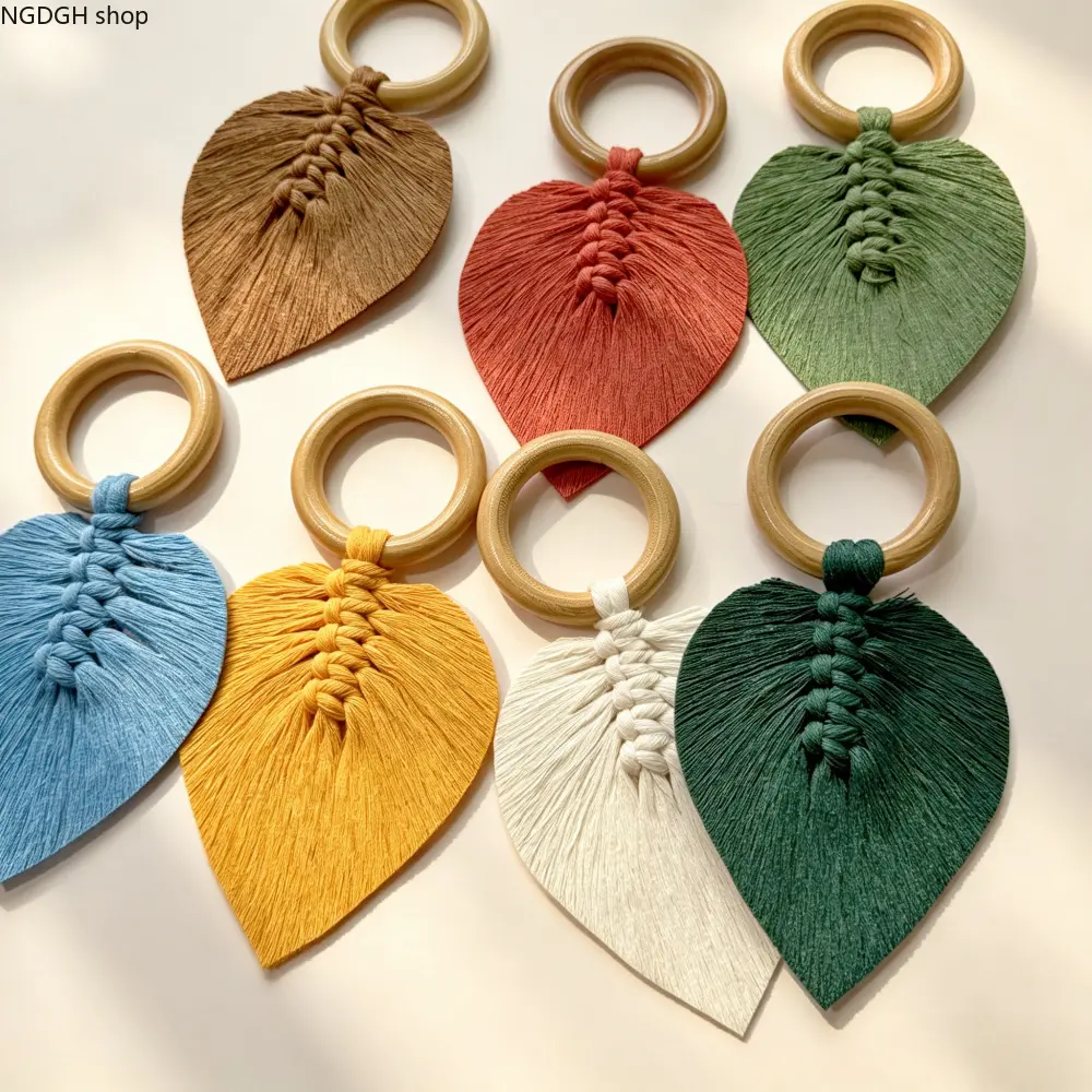 MacrameLeafKeychainBohoWoodRingTasselCharm,HandwovenCordLeafShapeBagPendant,MultiVintageSolidColors,HandmadeBraidedCraft,LightweightOrnament,ForHandbagDecorCarKeyAccessoryBohemianHomeWallHangingDecoration