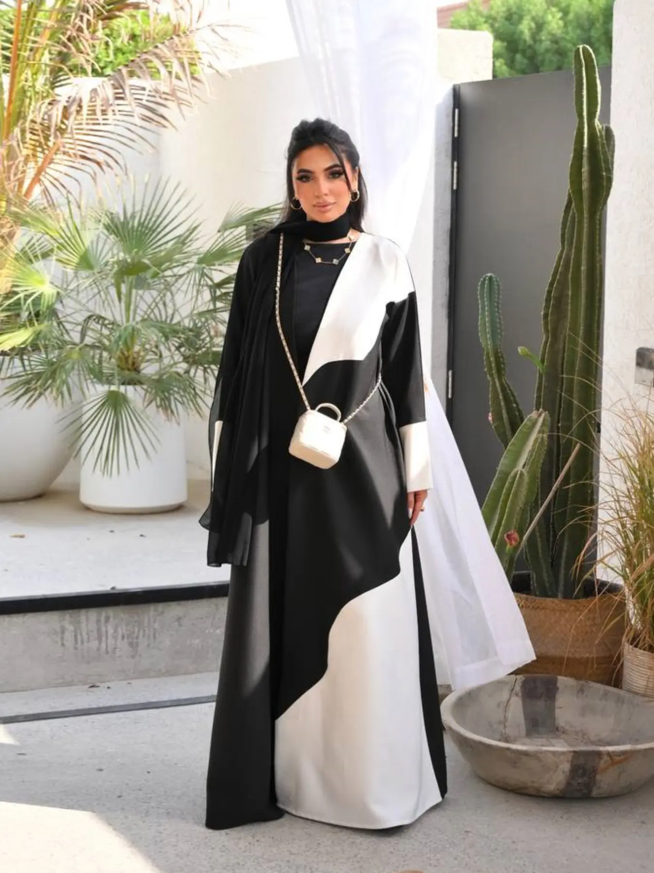 New Muslim Women's Colorblock Asymmetrical Long Cardigan Outer Robe, Wide Sleeve Flowy Satin Lady Elegant Commute Party Dress Jacket