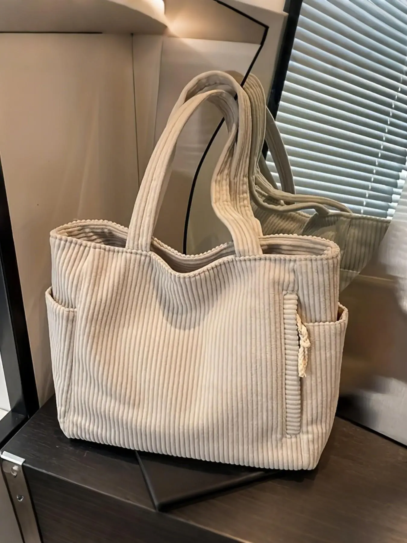 Large Capacity Velvet Classic Tote Bag, Solid Color Shopper Handbag for Women and Students, Perfect for Books, Shopping, Back-To-School, Lightweight and Portable