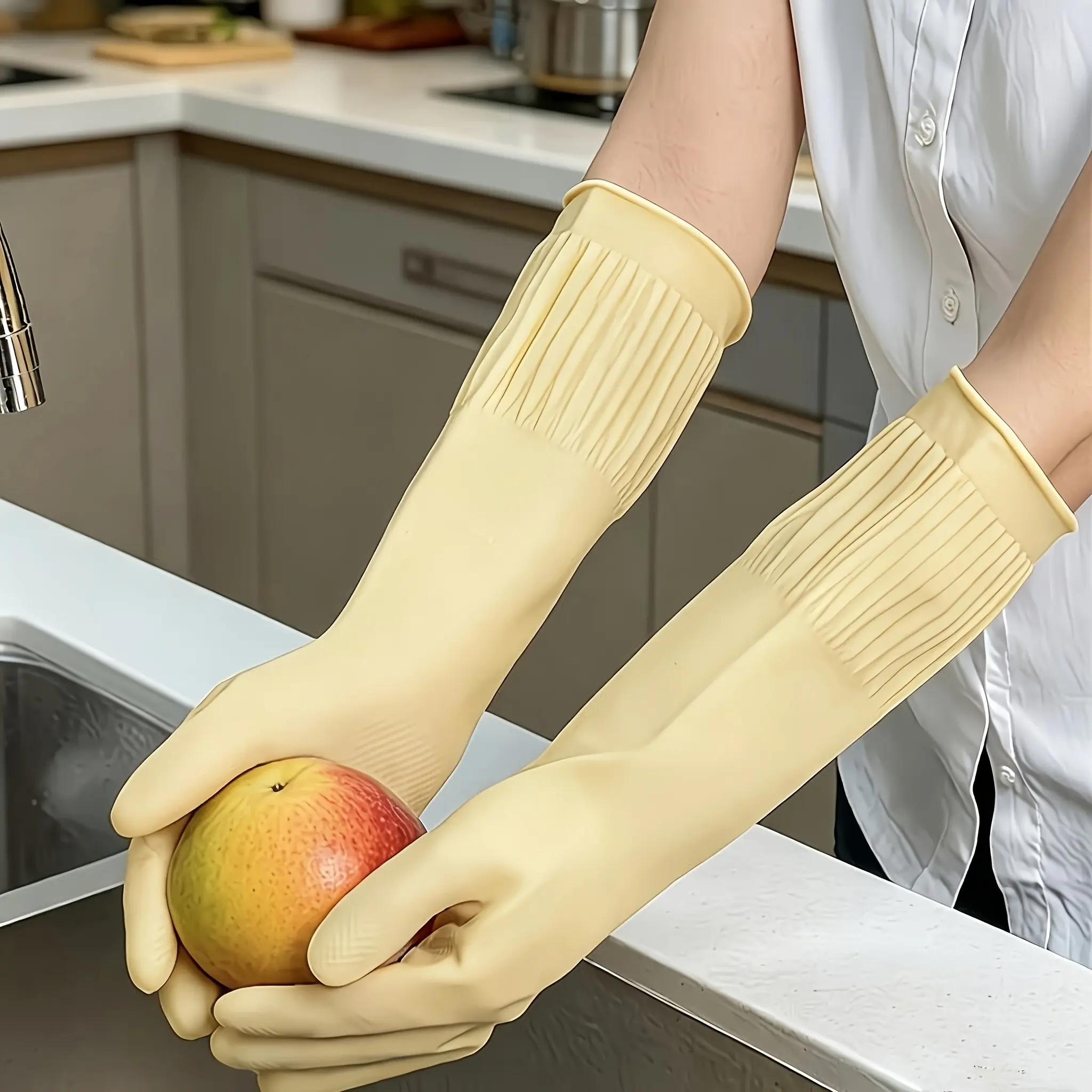 3pcs, 14.96 inches- 1 pair of cleaning gloves+ 2pcs of cleaning sponges. The long and thick cleaning gloves are suitable for kitchen dishwashing, bathroom cleaning, car cleaning, aquarium cleaning. Waterproof long-sleeved fish tank cleaning gloves.