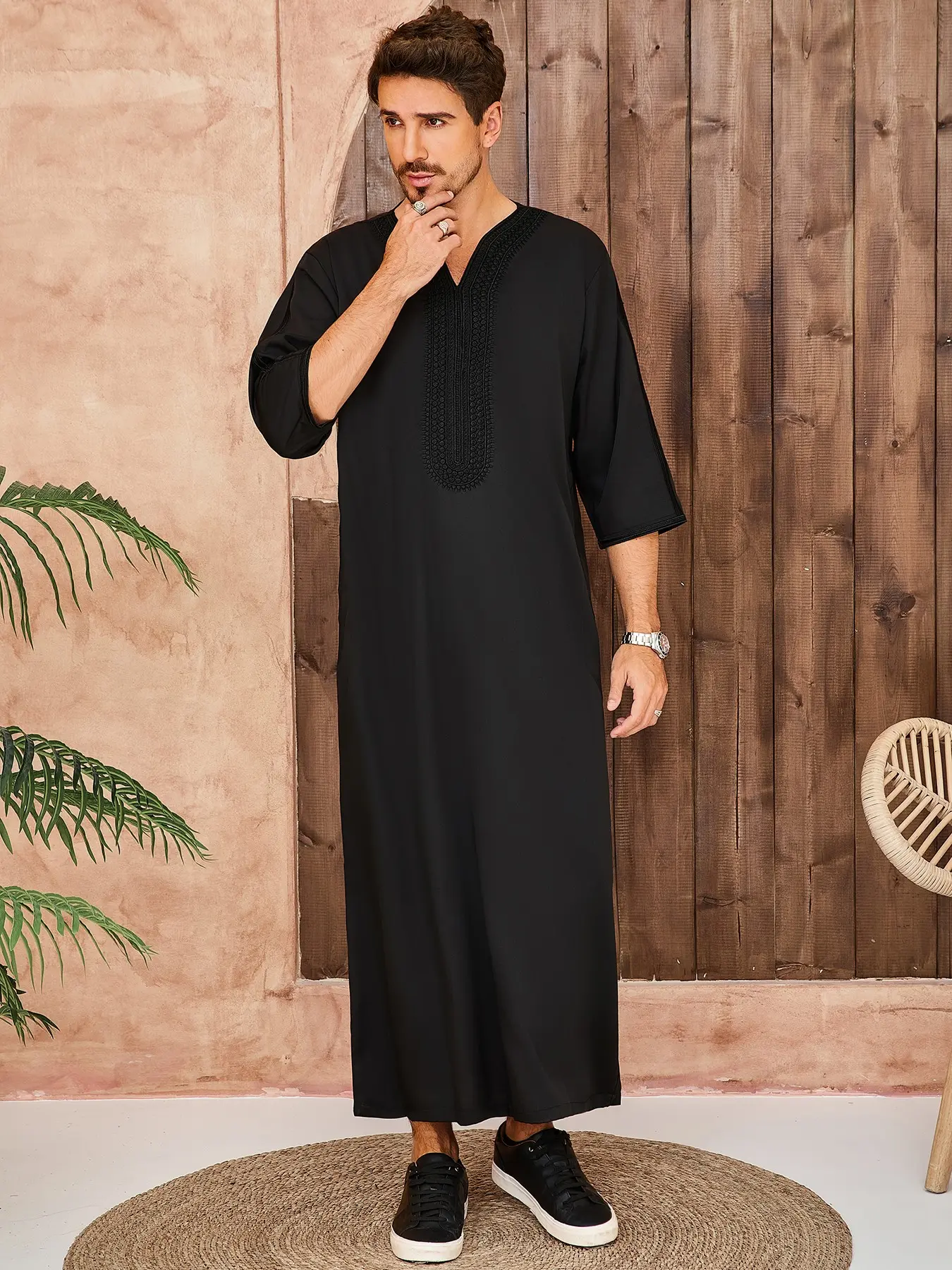 Islamic Moroccan Men's Long Robe Thobe, Traditional Arabic Robe, Muslim Thobe, Traditional Ramadan Eid Clothing, Embroidered V Neck Loose Fit Woven Fabric, Perfect Gift