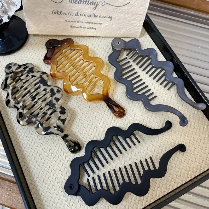 Large Wavy Banana Hair Clips for Women Girls, Non Slip Strong Hold Vertical Ponytail Clip, Minimalist Twist Hair Barrettes for Thick Long Hair, Daily Wear Fashion Hair Accessories