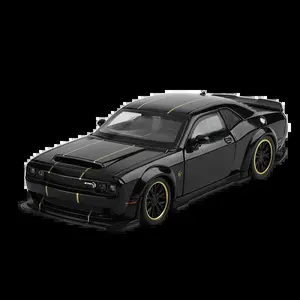 1:32 Dodge Challenger SRT Hellcat Redeye Super Sports Car Alloy Metal Diecast Model Car Sound And Light Children's Toy Car Gifts