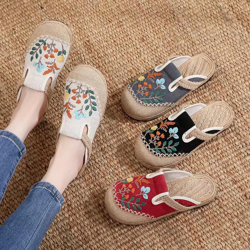 Embroidered Shoes, Mules, Slip-on Loafers, Round-toe Closed-front Half-slippers, Vintage Embroidered Cloth Shoes, Chinese-style Slippers, Women Shoes