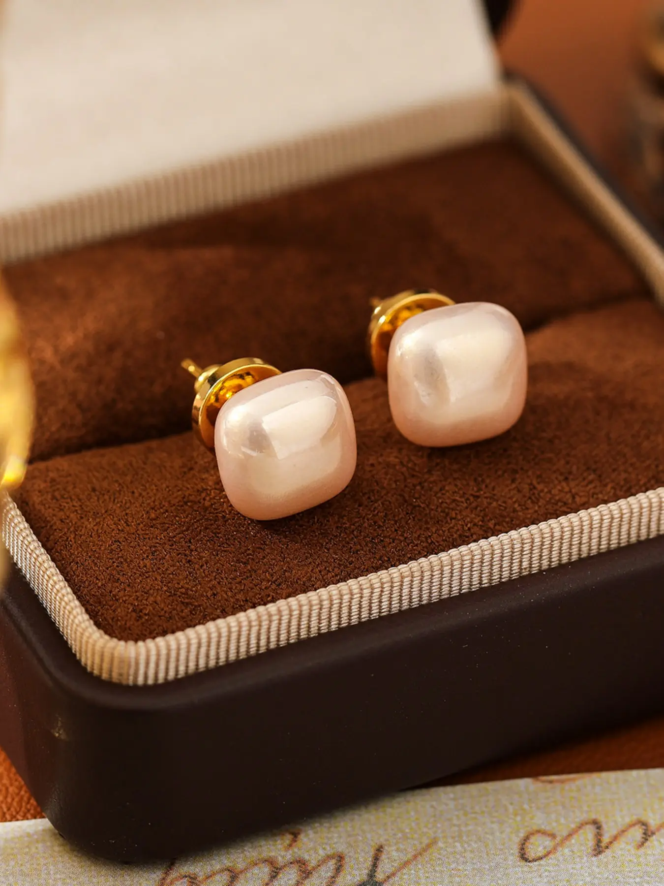 Elegant S925 Silver Color Square Pearl Earrings, French Chic Design, Unique Style, High-End Look, Perfect for Any Occasion