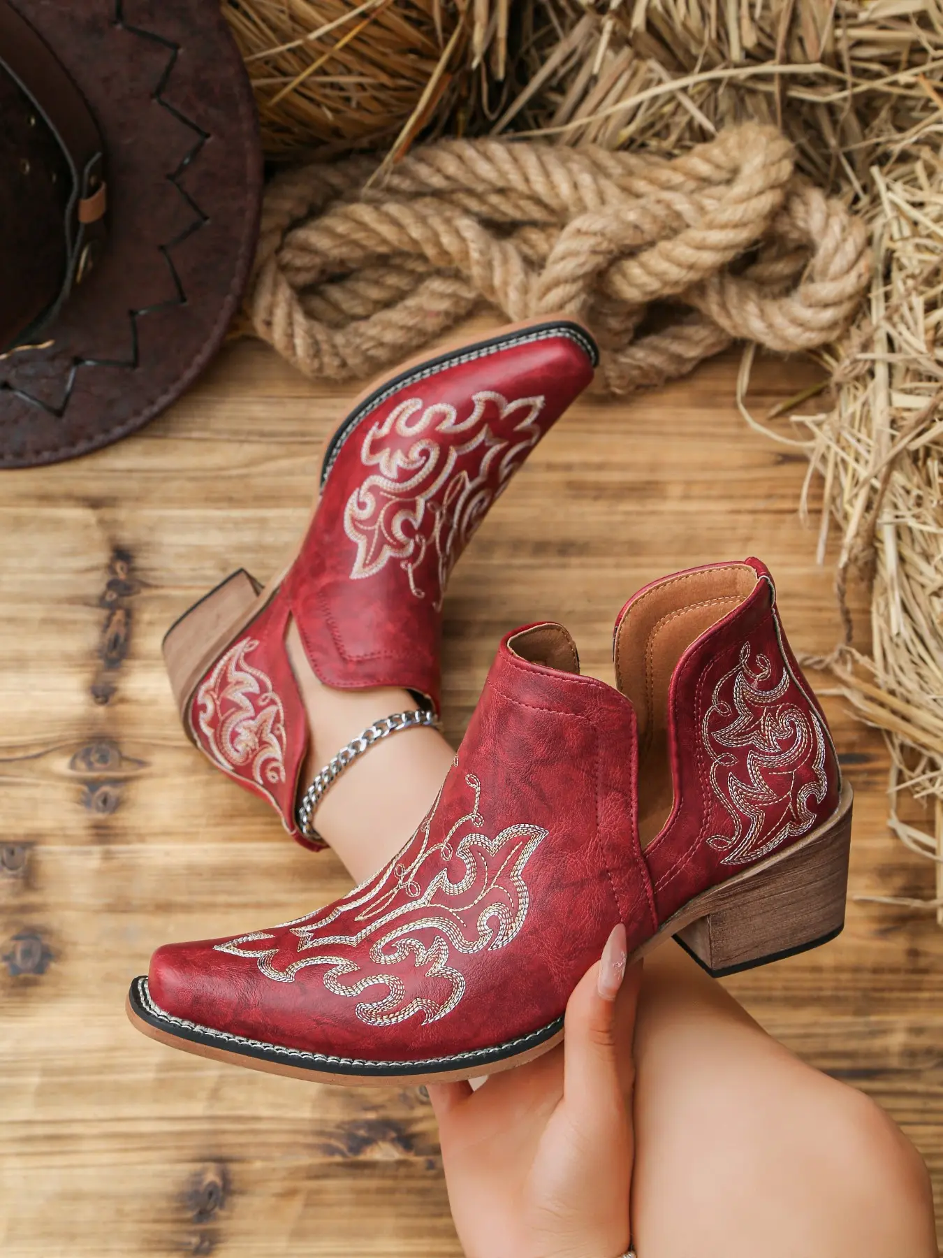 Vintage Western Style Embroidered Ankle Boots, Distressed Texture Hollow Out V-Neck Thick Heel, Outdoor Vacation Versatile Women's Jeans Ankle Boots
