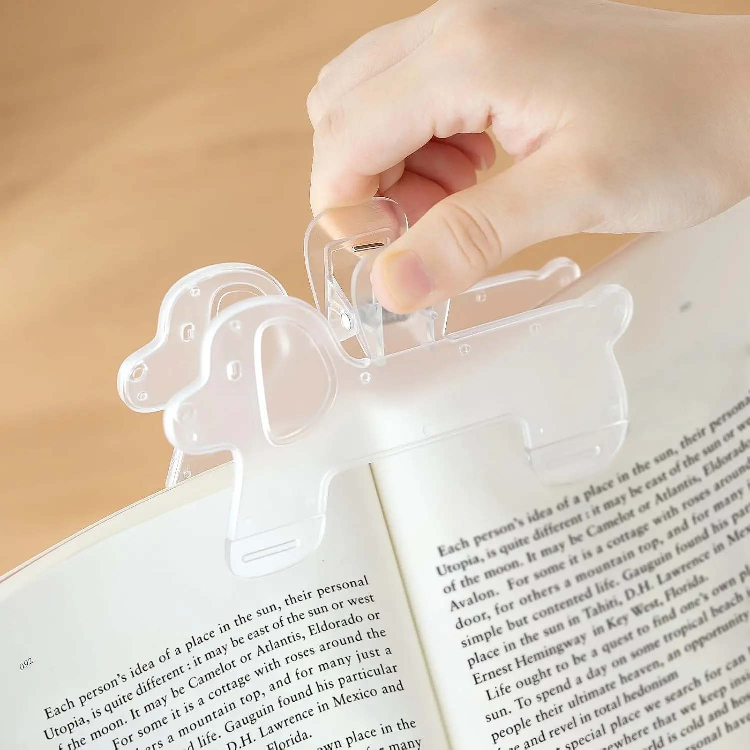 Book Clip to Hold Book Open,Sturdy Non-Slip Page Holder Clips for Reading -  Grip, Clear Design Does Not Block Text, Portable ABS Plastic for Office Cookbook Journal (1 Transparent)