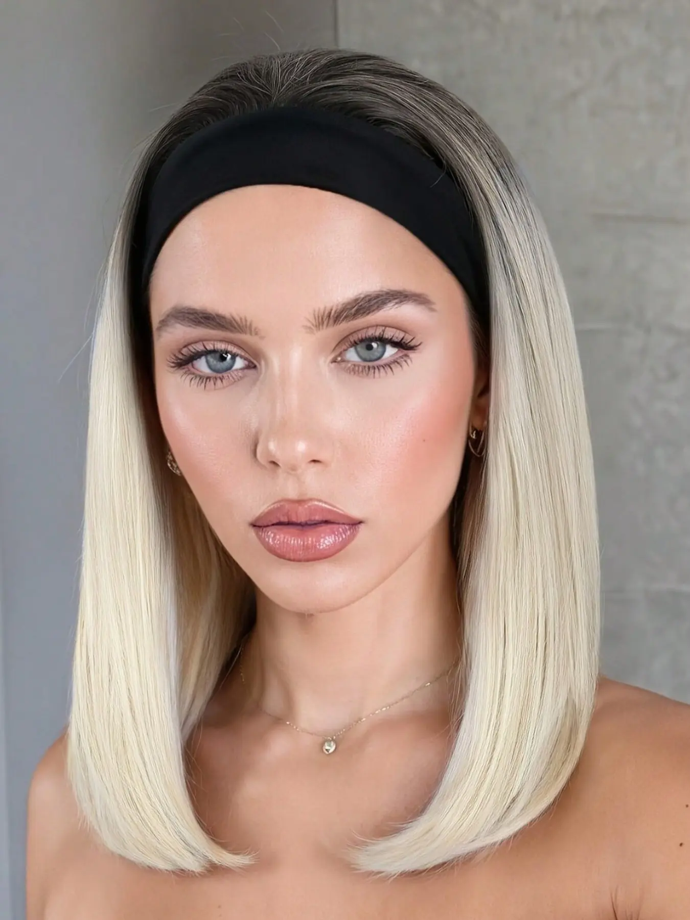 Ombre Blonde Straight Headband Wig for Women, Wear and Go Glueless Headband Wigs Synthetic Wig, Natural Looking Short Hair with Headband