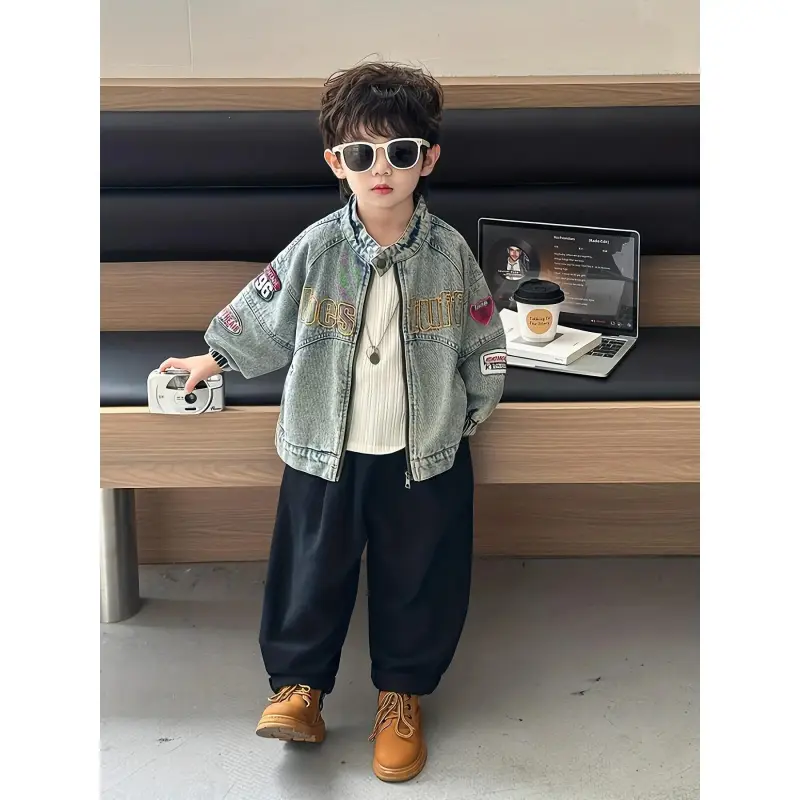 Boys' Retro Letter Embroidery Denim Jacket - Casual Stand-Up Collar Zipper Coat for Toddlers (3-4y,4-5y,5-6y,6-7y,7-8y) Suitable for Spring & Autumn, Prop 65 Safe, Long Sleeve Shirt, Loose Fit, Hand Wash Only, Casual Wear, Zipper Front
