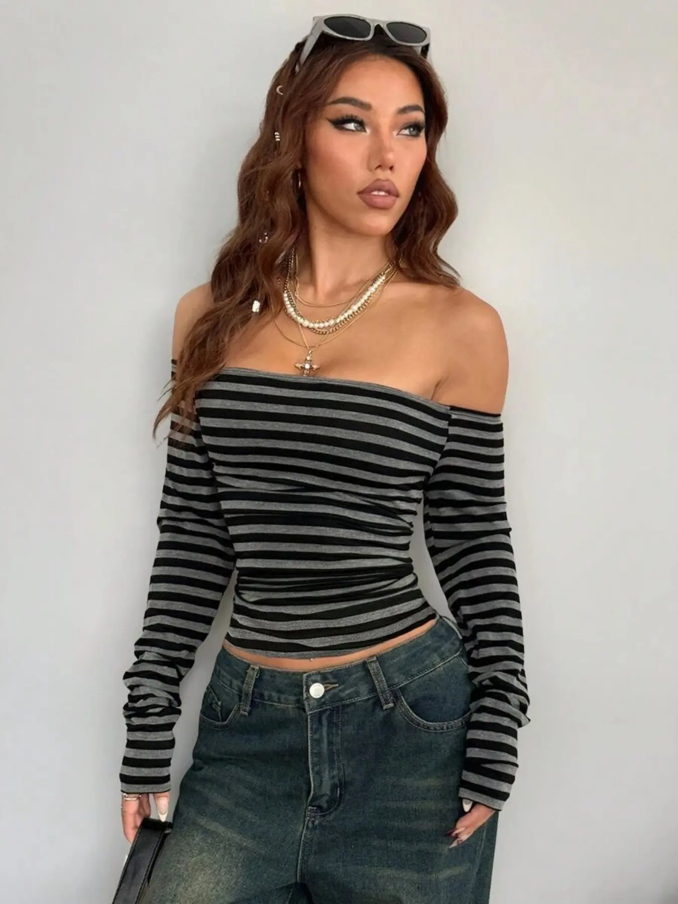 Women's Striped Off-Shoulder Long Sleeve T-Shirt, Slim Fit Streetwear Top, Casual Daily Wear, European Style Fashion
