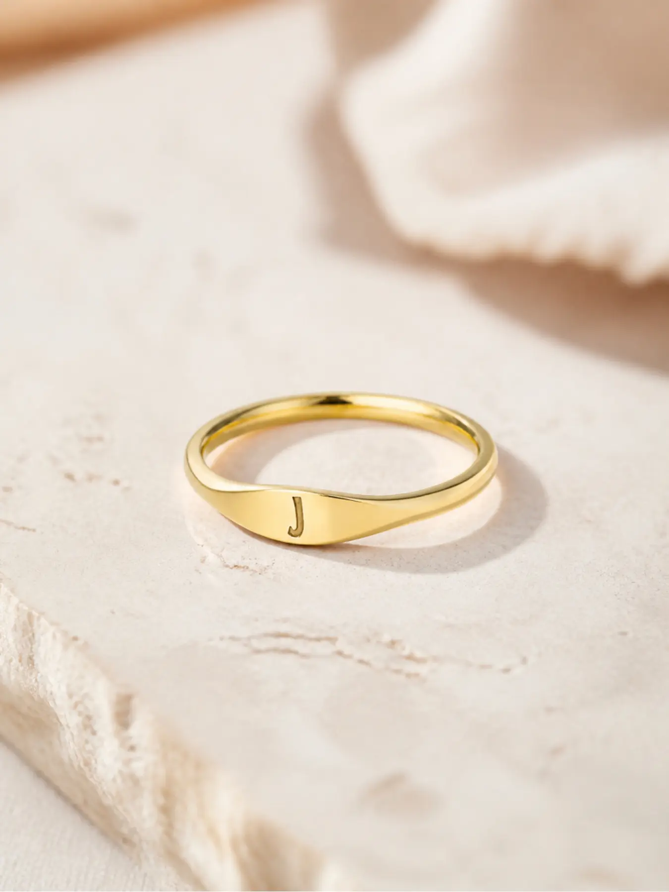 Plated Gold Filled Ring Initial Ring Dainty Simple Letter Band Rings Signet Stackable Pinky Alphabet Thin Thumb Rings for Women Non Tarnish Size 6 7 8 9 10