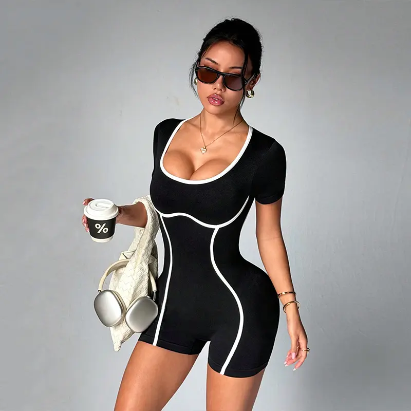 Seamless Women's Quick-Dry One-Piece Jumpsuit for Sports & Fitness, Tummy Control Tight Yoga Bodysuit, Stylish & Comfortable, Figure-Shaping Slim-Fit Athletic Romper, Fashionable Activewear Jumpsuit, Suitable for All Seasons, Solid Color Design