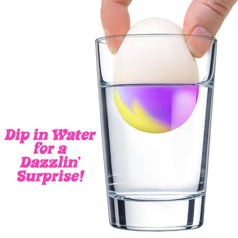 Changes color upon contact with water. Egg-shaped stress-relieving toy for adults.