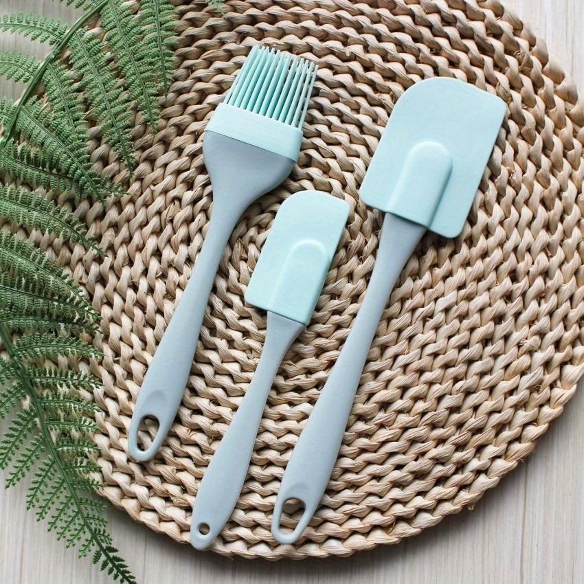 Baking Decoration Set of Three: Easily Smooth Cake Surfaces, Brush Sauces, And Collect Batter, Making The Process More Enjoyable