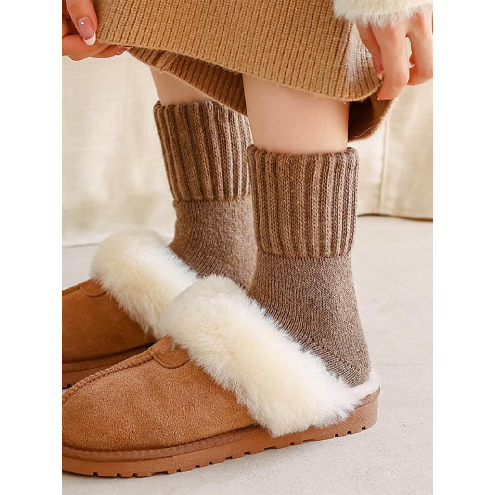 5 Packs Women's Socks - Solid Mid-calf Socks, Casual, Soft & Warm for Fall and Winter, Ideal for Daily Wear.