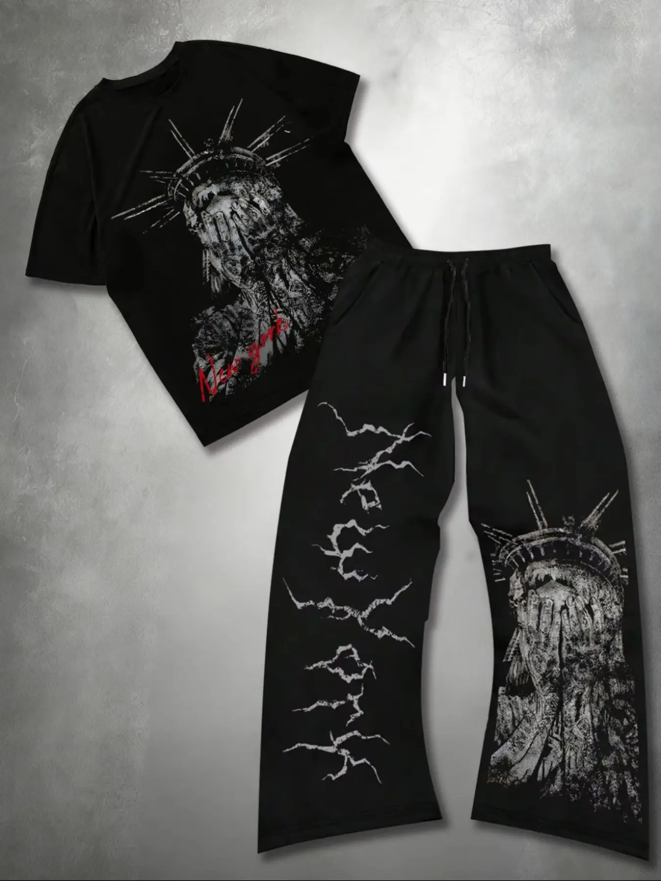 Men Crew Neck Short Sleeve Tee & Wide Leg Drawstring Sweatpants 2Pcs Matching Set, Vintage Covered Statue Of Liberty & Crack Lightning New York Graphic Print Soft Street Sports Outfit #NewYorkMatchingSet #GothicStreetwear #StatueLibertyTracksuit