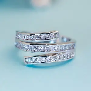 Luxury Silvery-Tone Spiral Engagement Ring for Women, Stunning Pavé-Set Statement Band with Brilliant Finish, Ideal Jewelry Gift for Valentine's Day, Daily Wear & Special Occasions