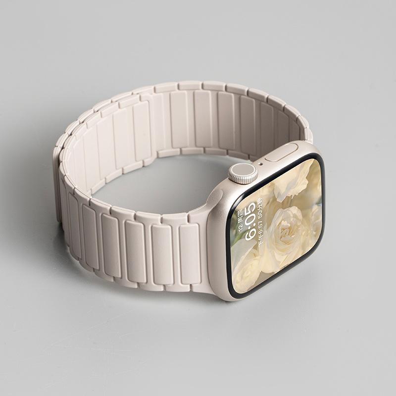 Strap For Apple Watch ultra 2 Band 49mm 45mm 44mm 40mm 42mm 46mm 41mm 38mm Magnetic Silicone Bracelet IWatch Series 10 SE 9 8 7