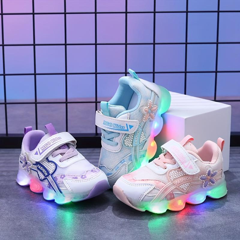 SHUJUAN Spring Girls' Light up Shoes Youngsters's Mesh Breathable Love Shoes Flower Light up Sports Shoes 1-6 Year Old Princess Shoes with Light up Luminous Girls' Sports Shoes Mesh Breathable Spring and Autumn New Youngsters Shoes Girls' Casual Lu