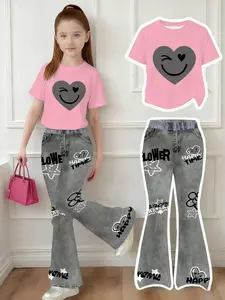 Girls' Heart Smile Print Short Sleeve T-Shirt and Graffiti Bell Bottoms Set, Casual Fitted Suit, All over Print, Two-Piece, Sweetheart Set