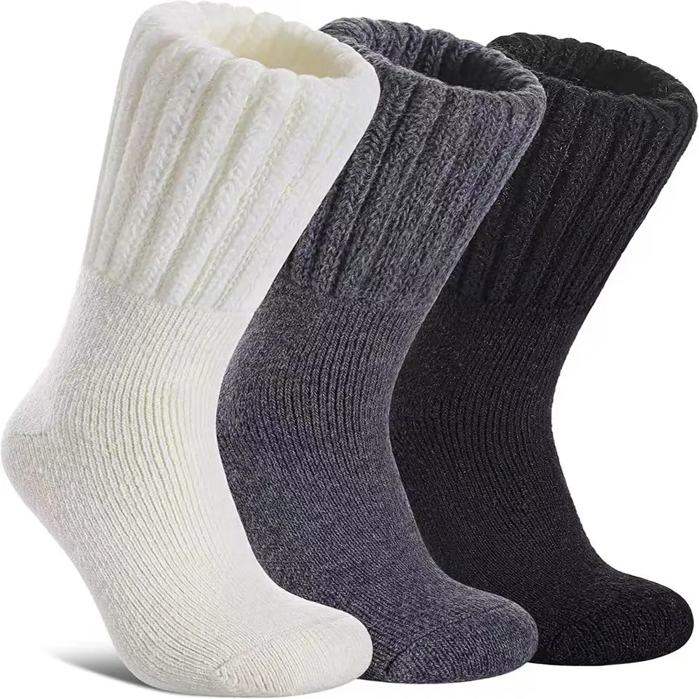 Women Winter Thick Thermal Crew Socks, Soft Fuzzy Lined Knit Warm Mid‑Calf Socks, Elastic Cuff Cozy Heavy Socks for Cold Weather Home Outdoor, Multiple Solid Colors Available