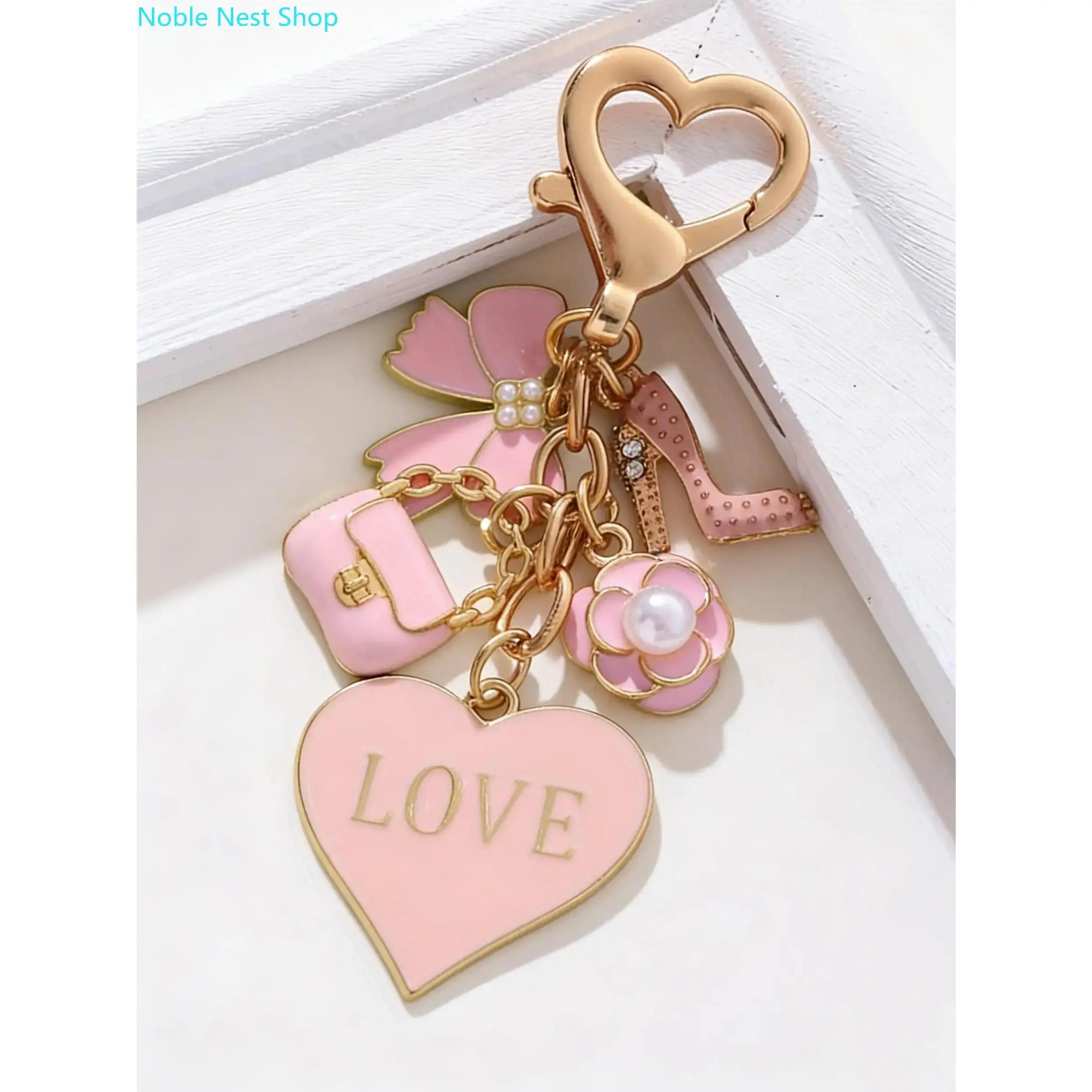 Love Heart Charm Bag Accessory, Girly Pink and Gold Pendant with Sparkly Elements, Scratch Proof Zinc Alloy for Keys or Birthday Gifts, Bag Accessories, Girly Touch