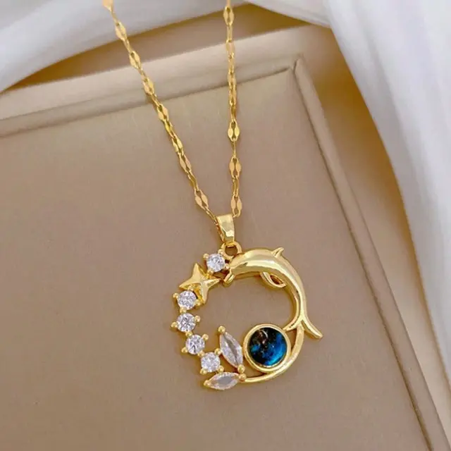 Women's/Teens' Gold-Plated Dolphin Pendant Necklace with Sparkly Crystal Star Charm, Oceanic Beach Theme Mermaid Aesthetic Layered Fine Costume Jewelry, Christmas Birthday Gifts for Women, Women/Teens