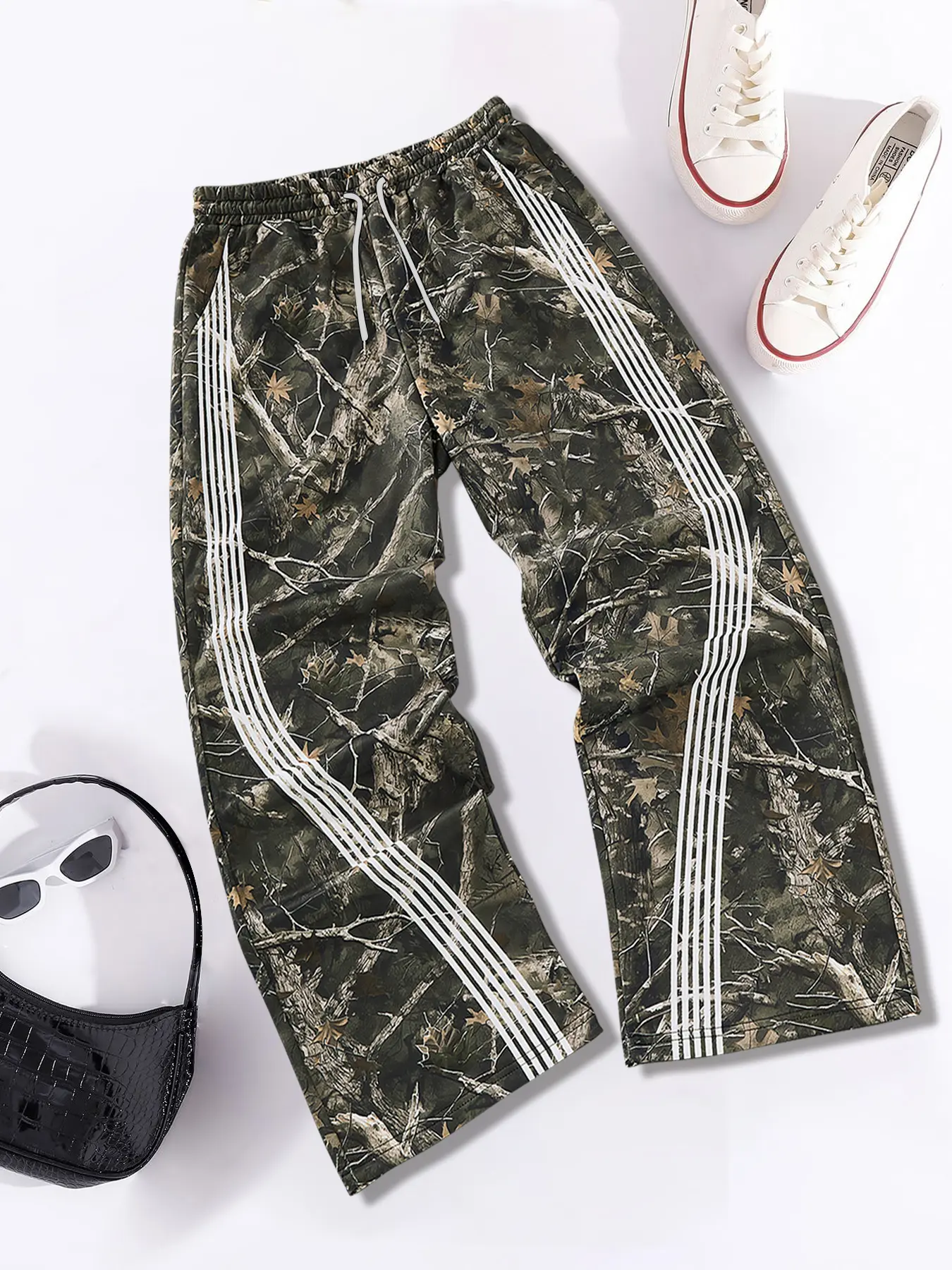 Women's Camo Print Tree Embroidery Sweatpants, Casual Comfy Trousers for Daily Wear, Ladies Bottoms for All Seasons, Camouflage