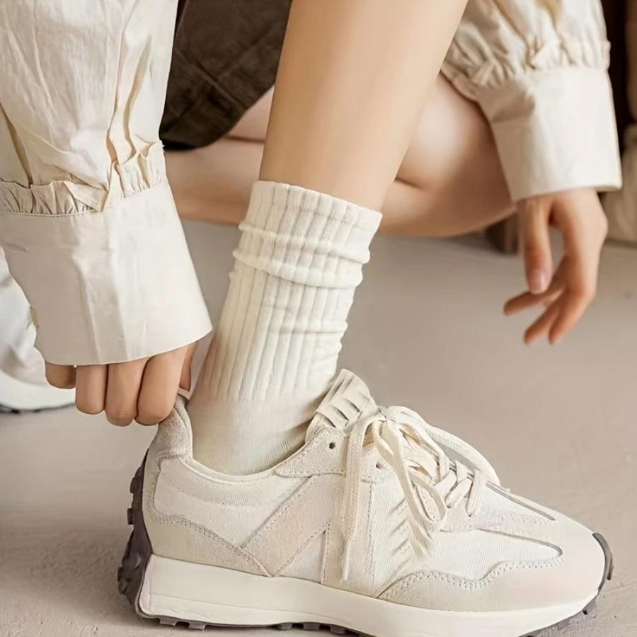 1Pairs of Solid Color Mid Tube Socks - Mixed Color, Striped Mid Tube Socks, Suitable for Outdoor Wear in All Seasons Fashion Minimalist