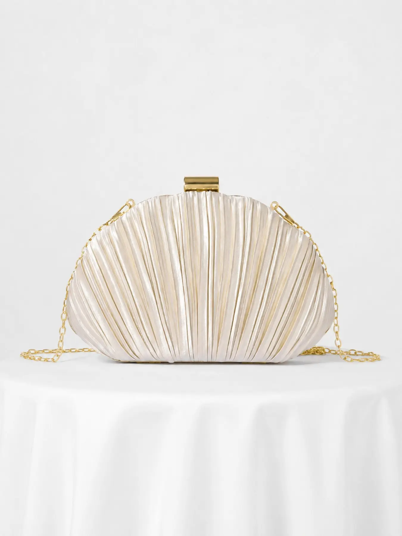 Elegant Shell-Shaped Evening Bag, Fashionable Bag, Noble Lady Style Pleated Satin Handbag, Crossbody Shoulder Bag for Women, Perfect for Parties and Events