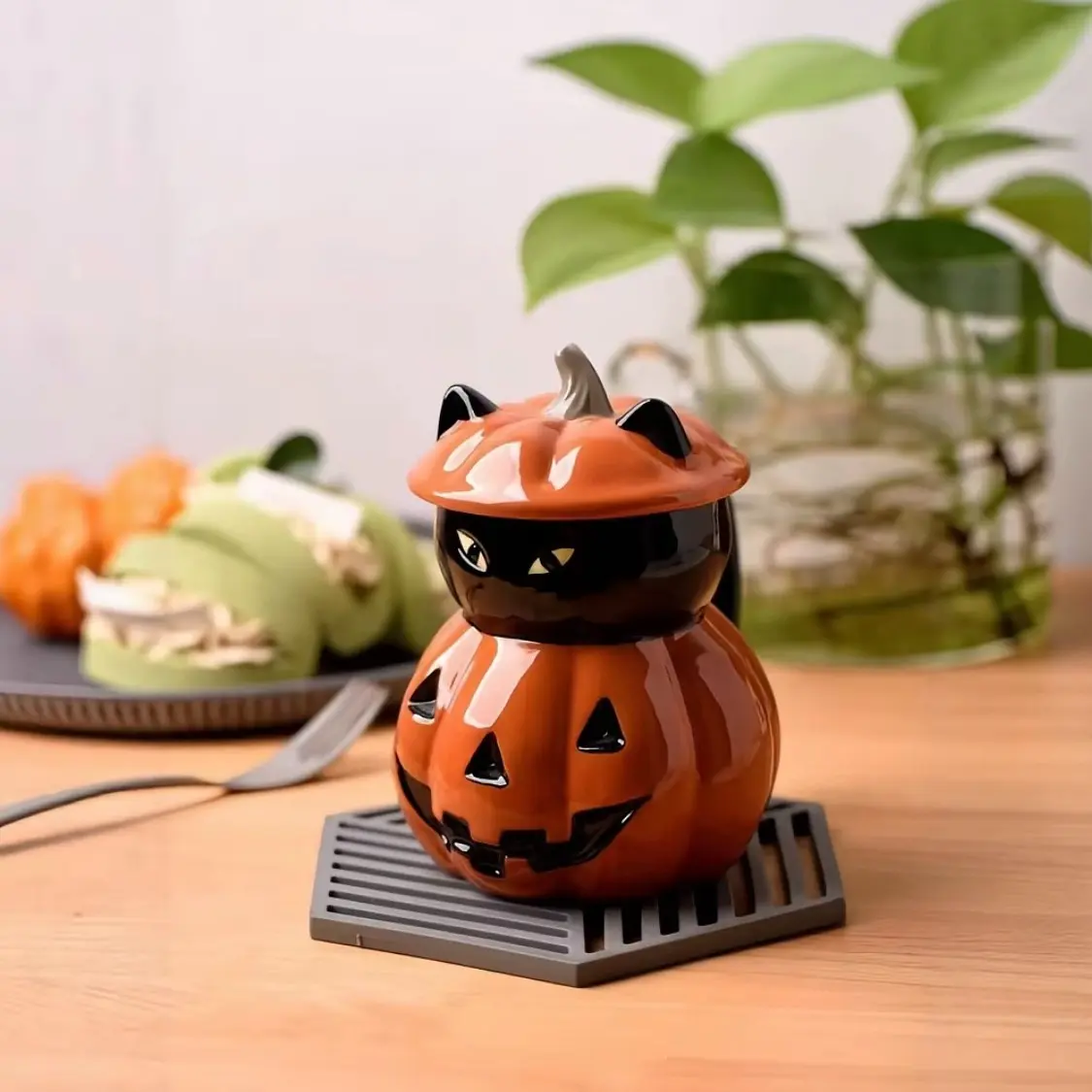 Halloween Ghost Pumpkin Cat & Devil Ceramic Mug with Lid, Food Grade Lead Free Insulated Heat Resistant Reusable Cup, Dishwasher & Microwave Safe for Coffee & Milk Tea, Ideal for Home Office & Trick-or-Treat Parties, Bar Display Season Party Favors & Gift