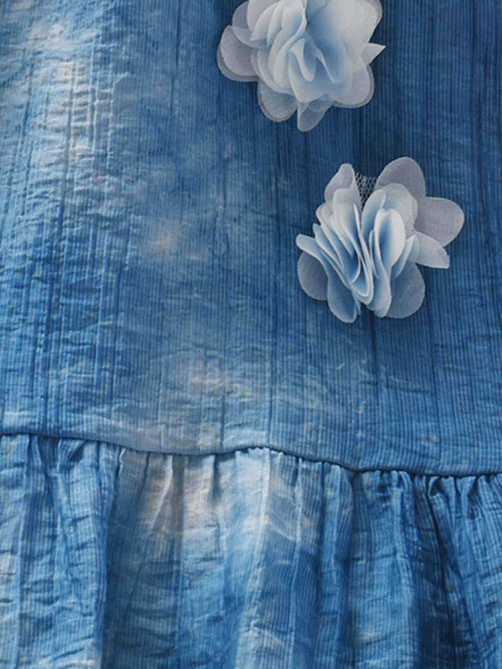 New summer style girls' fashionable and sweet dress, hand-dyed with three-dimensional flowers, girls' strap dress, beach vacation style sleeveless strap dress, fresh, cute and casual, suitable daily wear