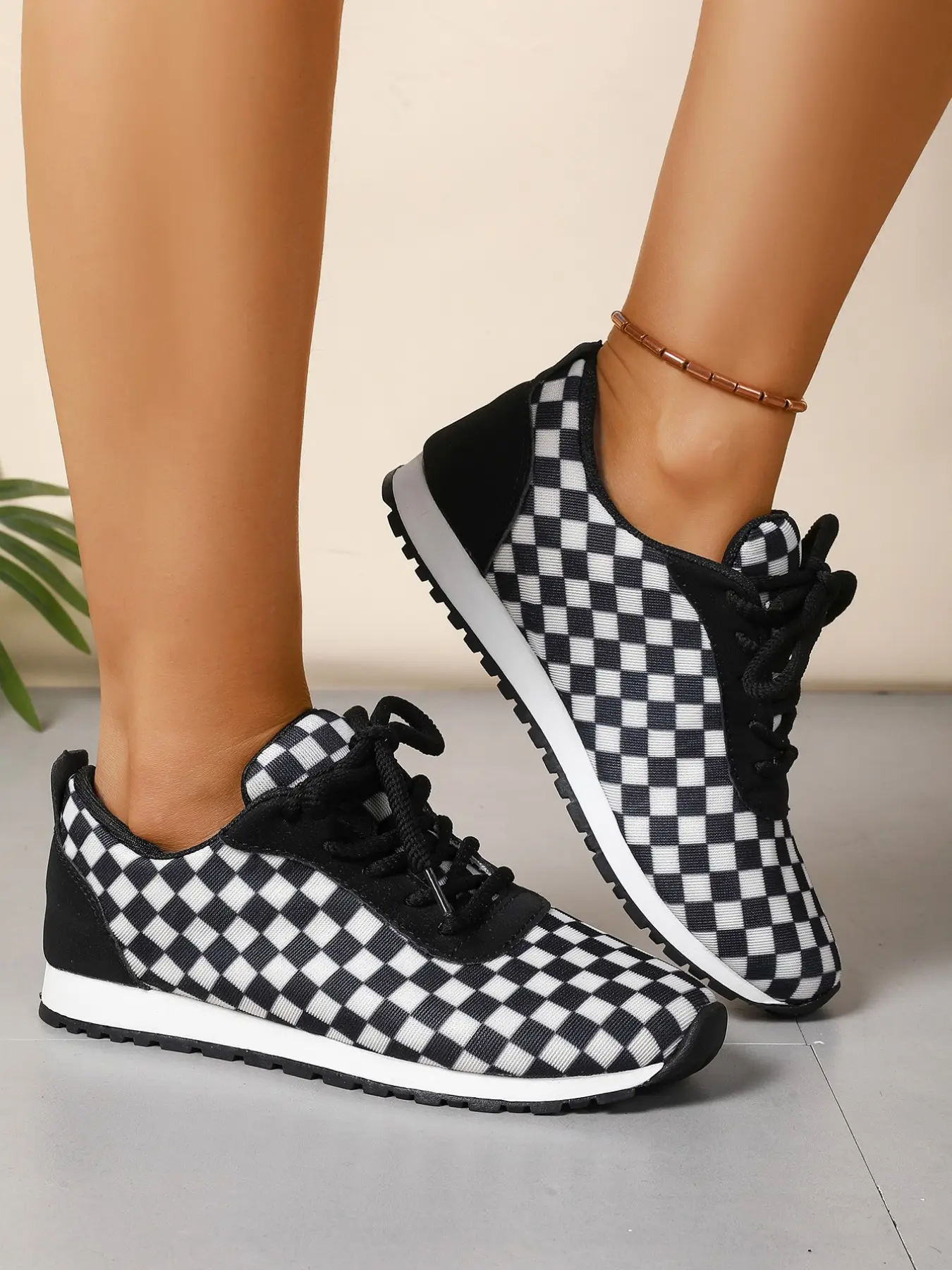 Women's Lace-Up Casual Sneakers, Classic Plaid Retro Trendy Breathable Comfortable, Soft Sole Lightweight, Spring Fall Fashion Shoes