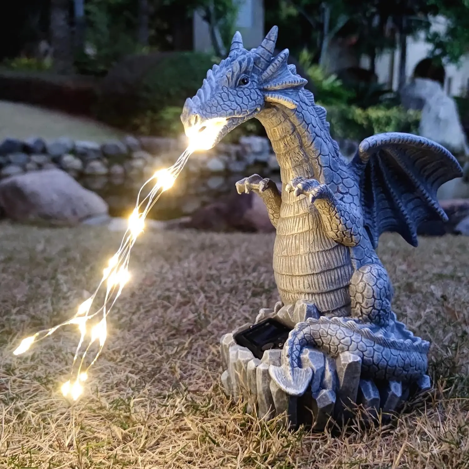 Solar Dragon Garden Statues Outdoor Lights Watering Decor,  Dragon Figurine with 30 LED String Lights Lawn Patio Balcony Art Decoration,Housewarming, Birthday, Day Mom Gifts