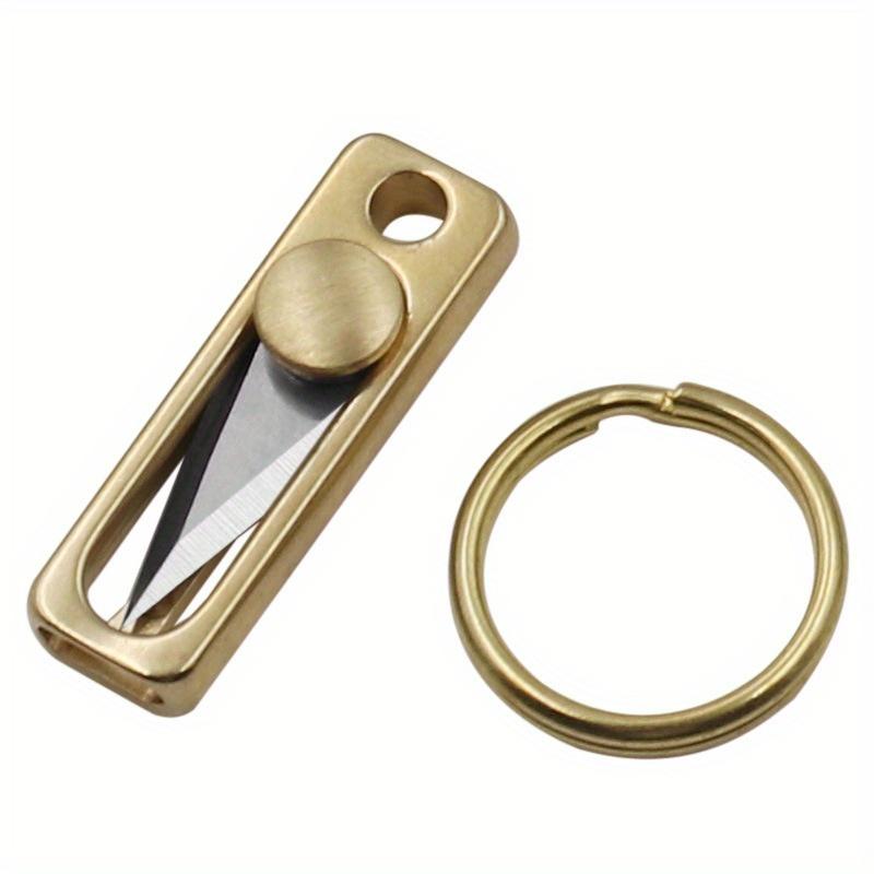 Multi-functional keychain, equipped with sharp push-pull blades, portable and easy to carry, quickly opens and disassembles tools - very suitable for outdoor, camping and daily use, pocket knife, practical knife