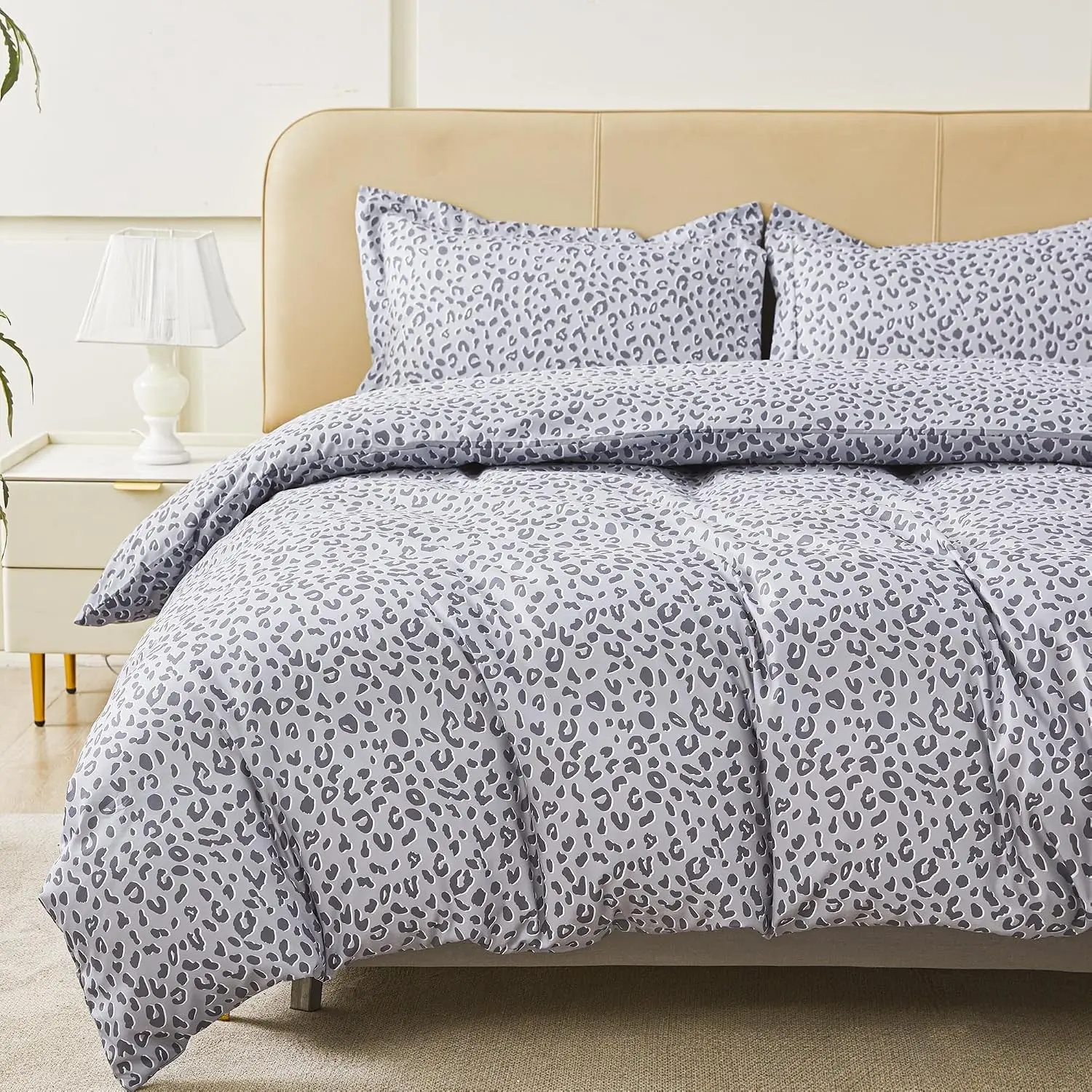 Viviland Grey Leopard Duvet Cover Queen Size, Cheetah Zipper Closure Duvet Cover Set, Soft Microfiber Animal Printed Bedding Set with 4 Ties