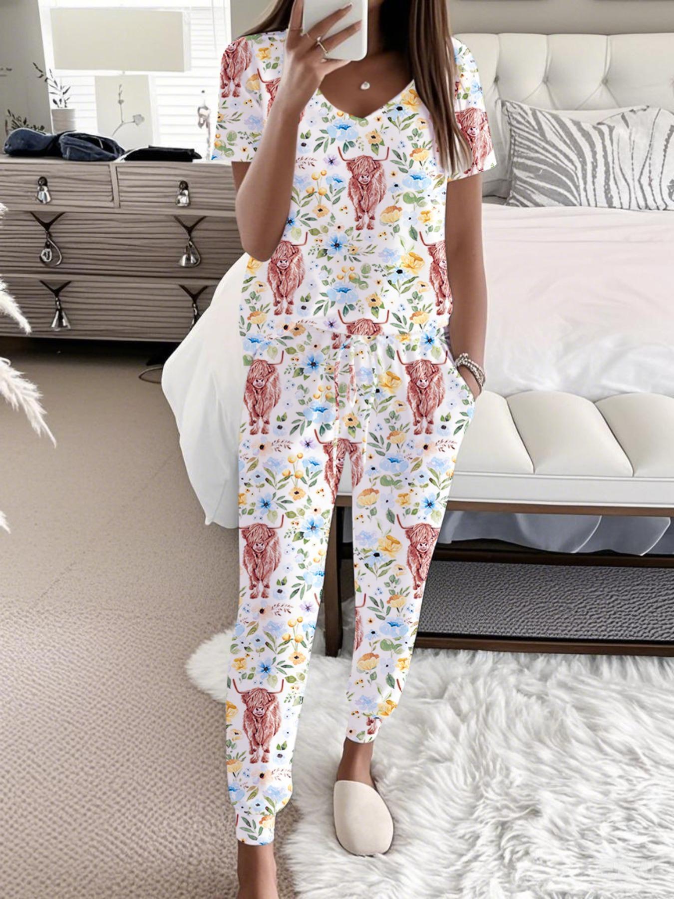 Women's Cartoon Animal Print V Neck Tee & Pants Pyjama Two-piece Set, Soft Casual Pajamas, Casual Comfy Short Sleeve T-shirt & Pocket Trousers PJ Set, Ladies Summer Sleepwear, Loungewear