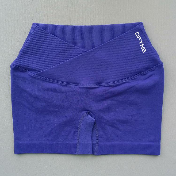 DFYNE Women's Three-Point Fitness Shorts, Peach-Shaped Hip-Lifting Yoga Pants, Seamless Breathable High-Waisted Style, Visually Lengthens Leg Proportions