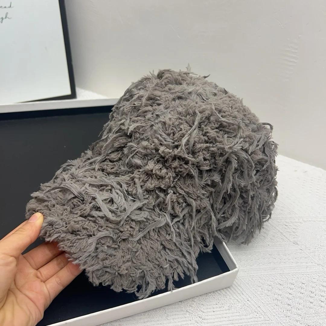 Winter Hat Women Warm Tassel Cap Lamb Wool Baseball Cap Women Men Solid Hip Hop Snapback Cap Outdoor Adjustable Warm Hat