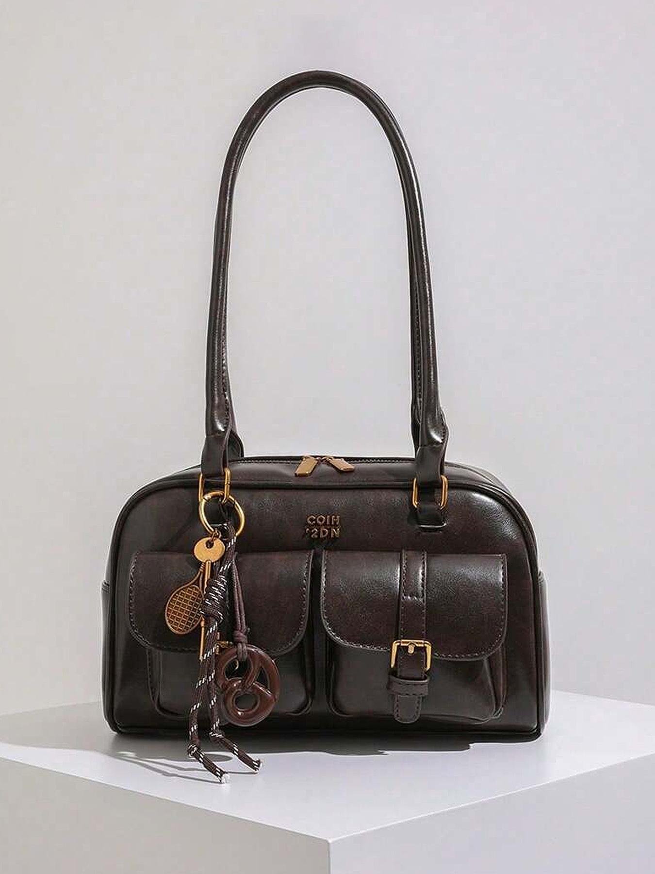 Retro-Style Double-Pocket Shoulder Bag with Pendant, Simple Versatile Casual Underarm Bag, Niche Design for College Students and Office Workers' Daily Commuting, Casual Commuter Bag