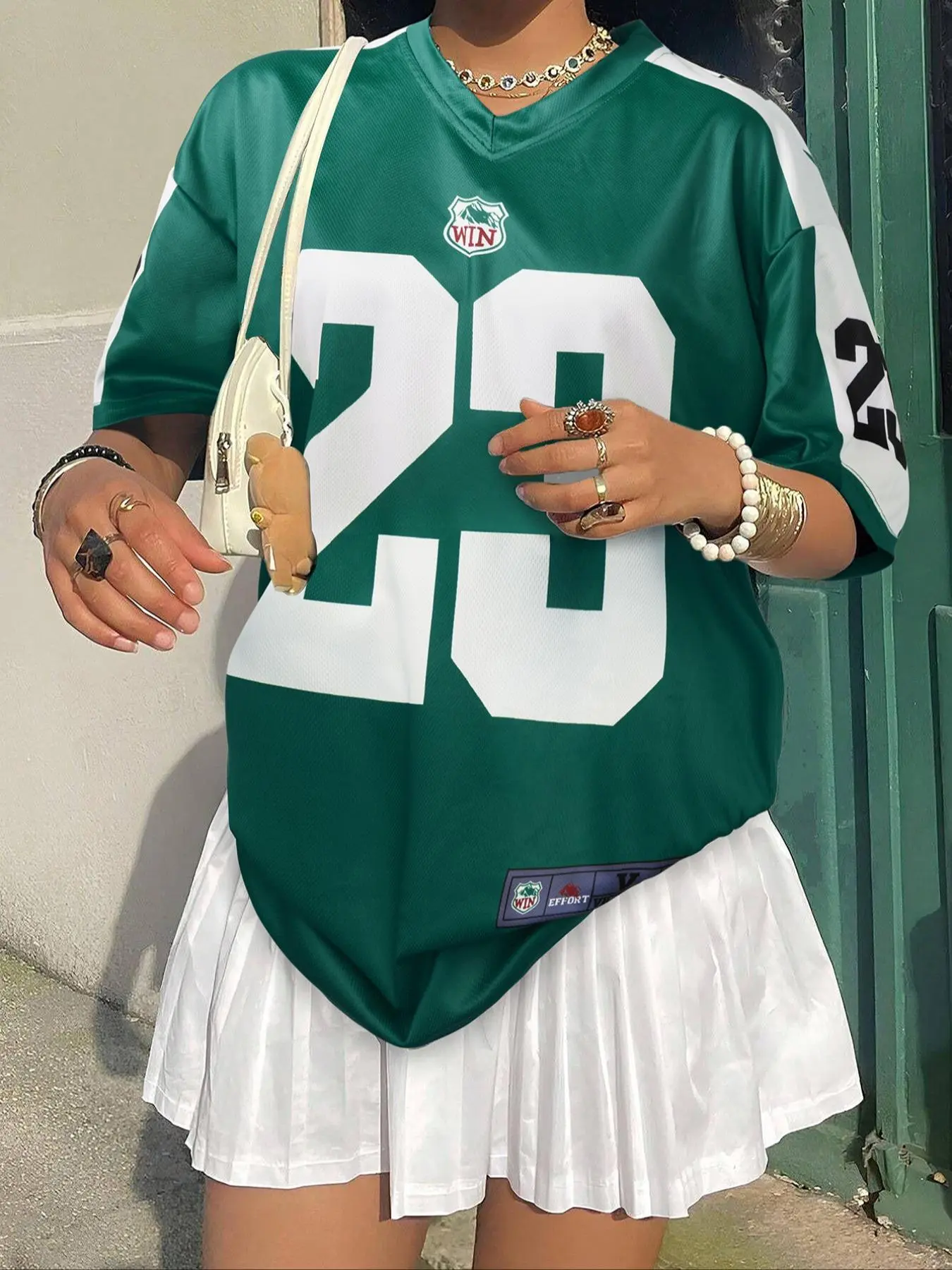 Women's Letter & Number Print V Neck Sports Jersey Tee, Activewear Tees, Casual Comfy Short Sleeve T-shirt for Summer, Women's Top for Daily Wear, Sports Tops, Fitness Clothes Tops, Workout Daily Wear, Athletic Fashion Activewear, Athleisure Style