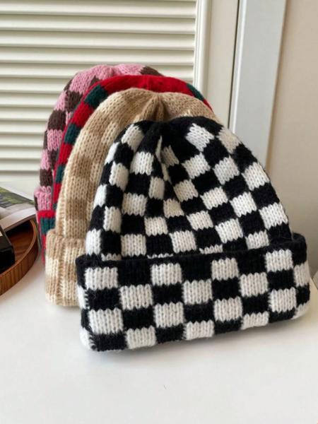 Unisex Fall and Winter Beanie Hat, Casual Fitted Knit Cap with Colorblock Plaid Design, Warm Outdoor Accessory for Christmas Pairing