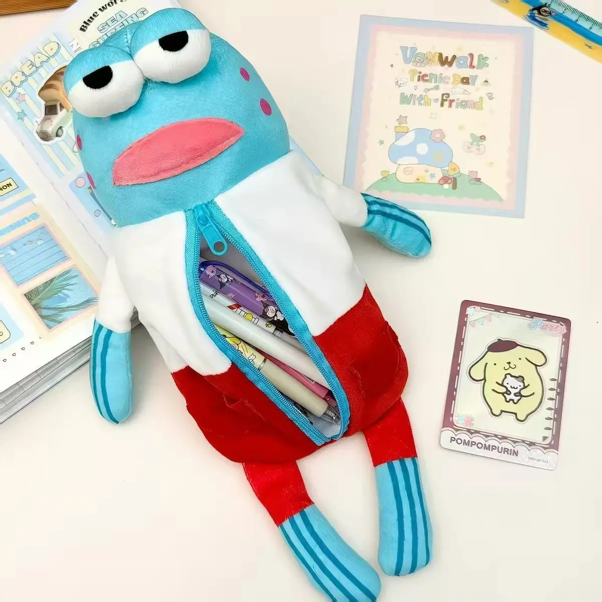 Cute Plush Fish Pencil Case, Unique Design for Office Supplies, Soft Toy Gift for Kids and Adults, Organize Stationery Perfectly