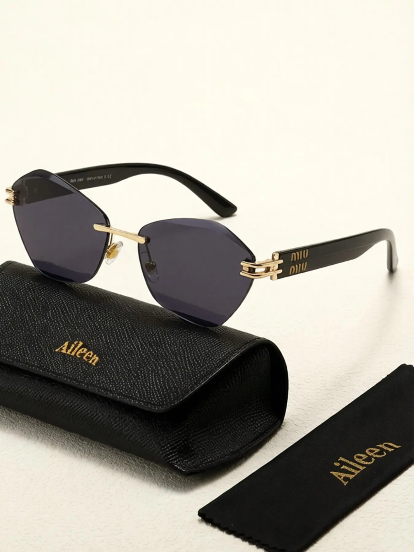 One piece, frameless new fashionable glasses with glasses case, suitable for daily use, gifts, beach parties, vacation travel，Y2K