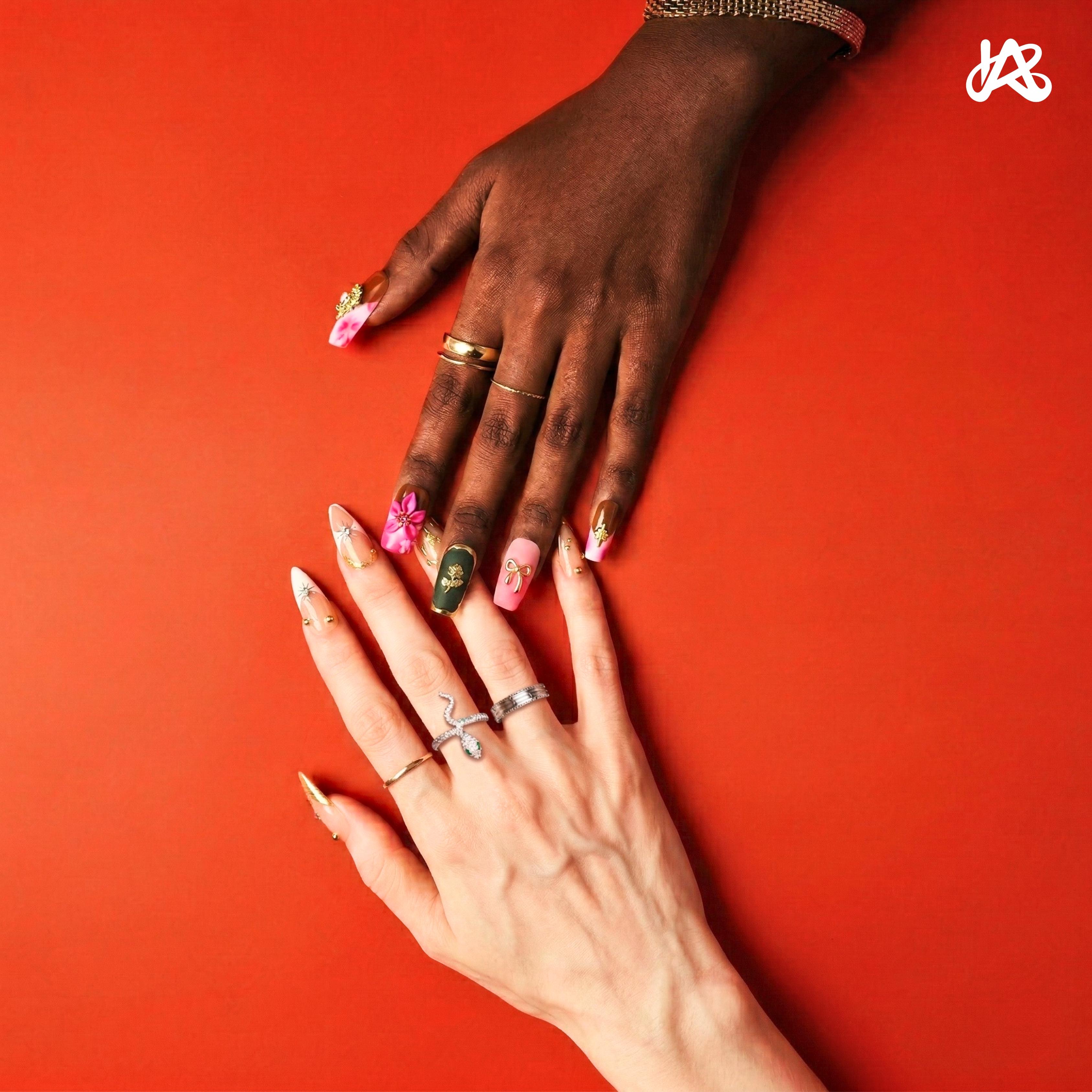 Short Square Press-On Nail Series. Featuring a unique silhouette, this collection of pre-designed acrylic nails showcases a stylish and avant-garde color palette. Requiring no filing or shaping, they are the ideal choice for DIY manicures at home Butterf