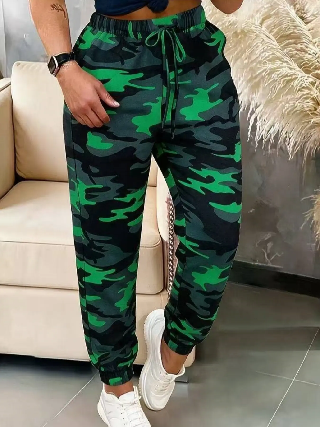 Plus Size Women's Camouflage Pattern Jogger Pants, Casual Street Style High-Waisted Drawstring Elastic Waist Sweatpants for Daily Wear, Comfortable Fabric