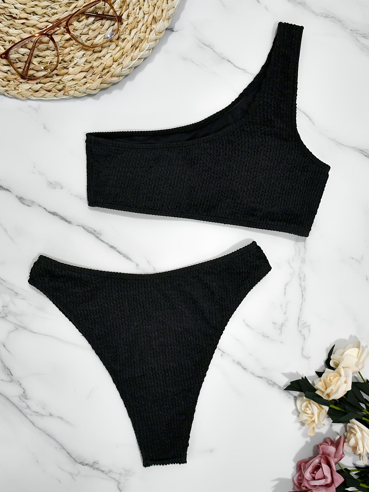 New Fashion Sexy Bikini Hot Spring Swimsuit Women's European and American Beach Two-Piece Swimsuit in Black