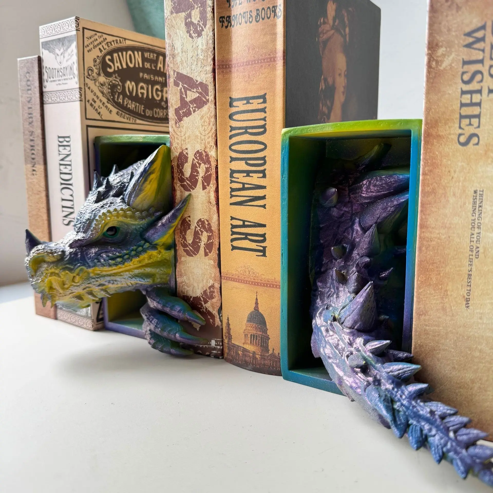 Dragon Bookshelf Decor, Gothic Fantasy Bookend, Animal Statue Resin Set, Unique Bookshelf Holder for Home Office Decoration