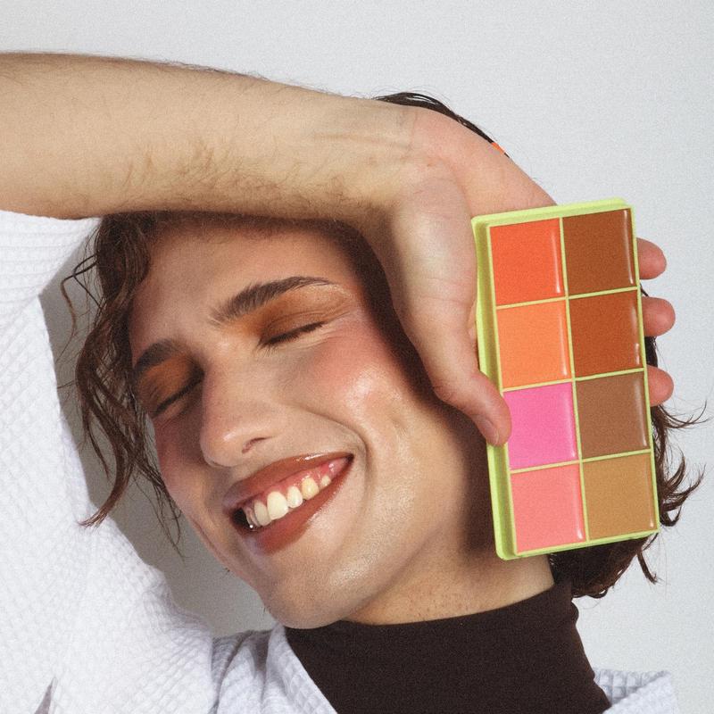 Made By Mitchell Curve Case Cream Makeup Palette, Portable Cream-Based Cosmetic Palette